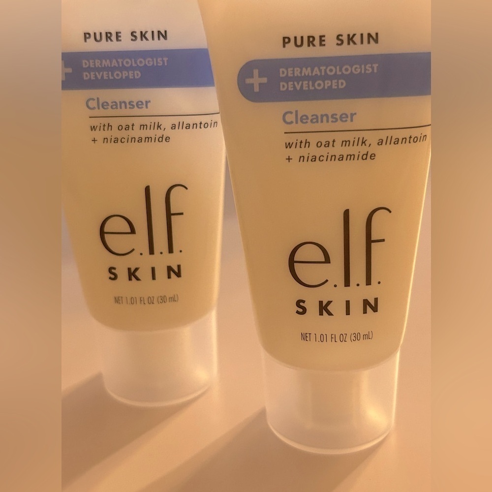 2 - e.l.f. SKIN Pure Skin Cleanser, Gentle Daily Face Wash For Sensitive Skin - Picture 3 of 4